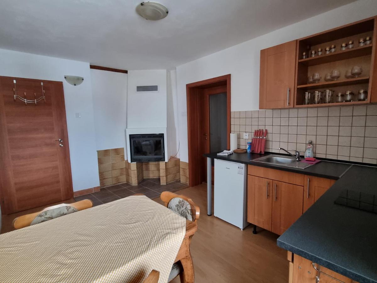 Apartmany Krasne Zatisi Krásno Kültér fotó